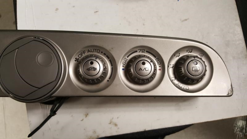 2004 ACURA RSX  02-06 Temperature Control