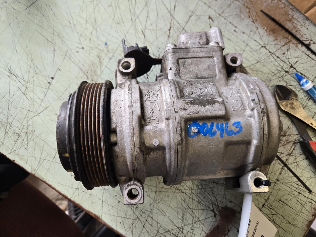 1996 MERCEDES-BENZ MERCEDES S-CLASS  94-96 140 Type; S600 AC Compressor