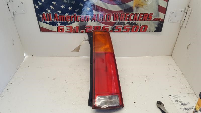 1999 HONDA CR-V  97-01 R. Taillight