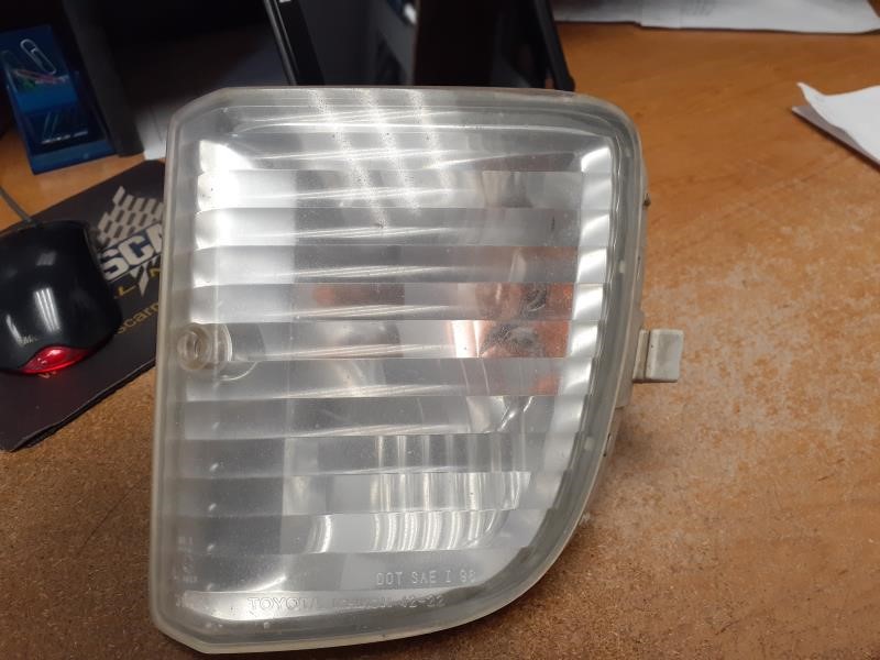 2001 TOYOTA RAV4  01-03 Park Lamp-Turn Signal; (bumper Mounted) W/o Fog Lamps; L. Front Lamp