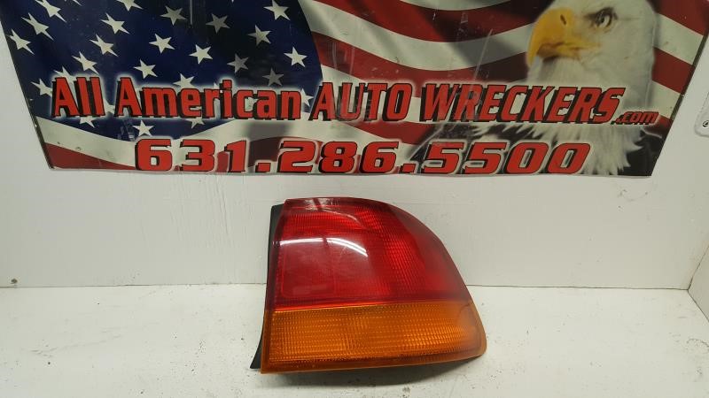 1997 HONDA CIVIC  96-98 Sdn Quarter Panel Mounted Taillight