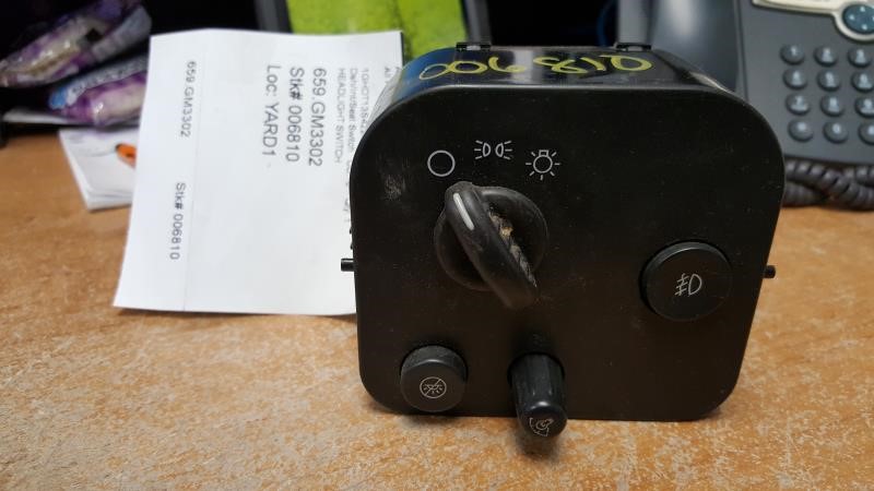 2002 OLDSMOBILE BRAVADA Dash Interior Seat Switch