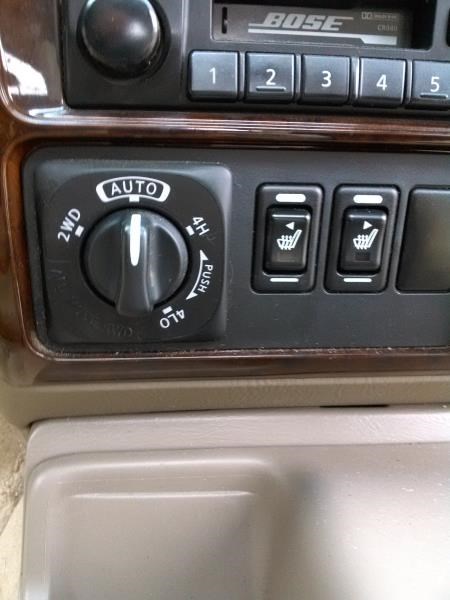 2002 NISSAN PATHFINDER Dash Interior Seat Switch