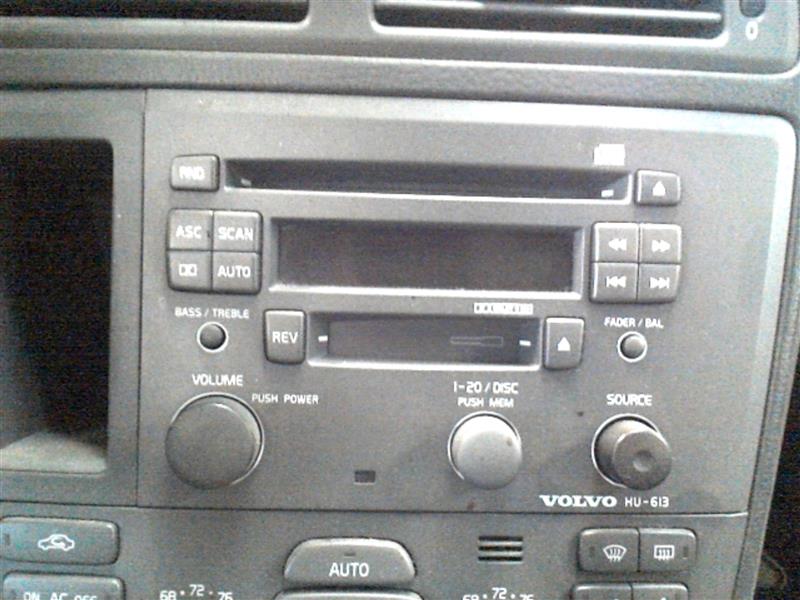 2003 VOLVO 70 SERIES Radio Audio