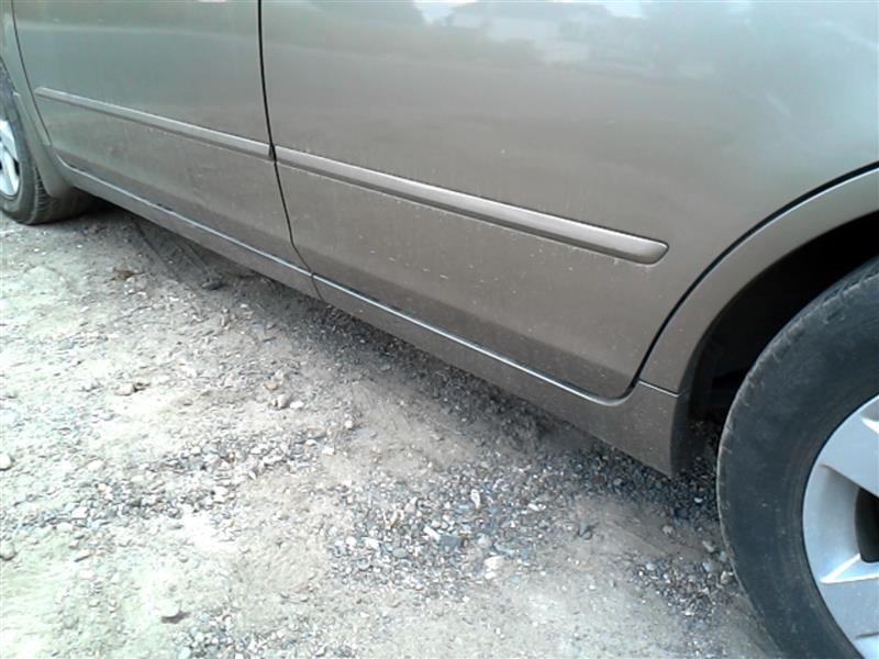 2004 NISSAN ALTIMA Rocker Panel Moulding