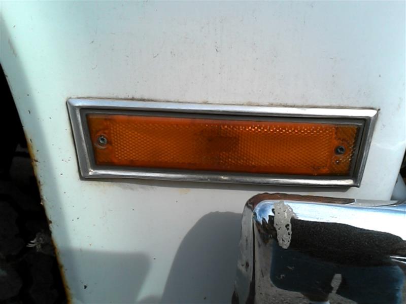 1984 GMC GMC 2500 PICKUP  88-89 Side Marker; Model VIN R/V (5th Digit) (fender Mounted) W/chrome Trim Front Lamp