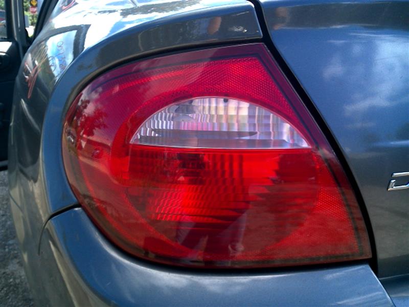 2003 DODGE NEON  03-05 L. Taillight