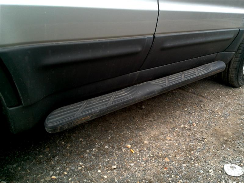 2005 FORD ESCAPE Rocker Panel Moulding