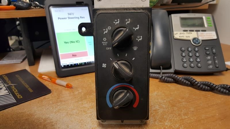 1998 DODGE DODGE 1500 PICKUP  98 W/AC Non-heated Side Mirrors Temperature Control