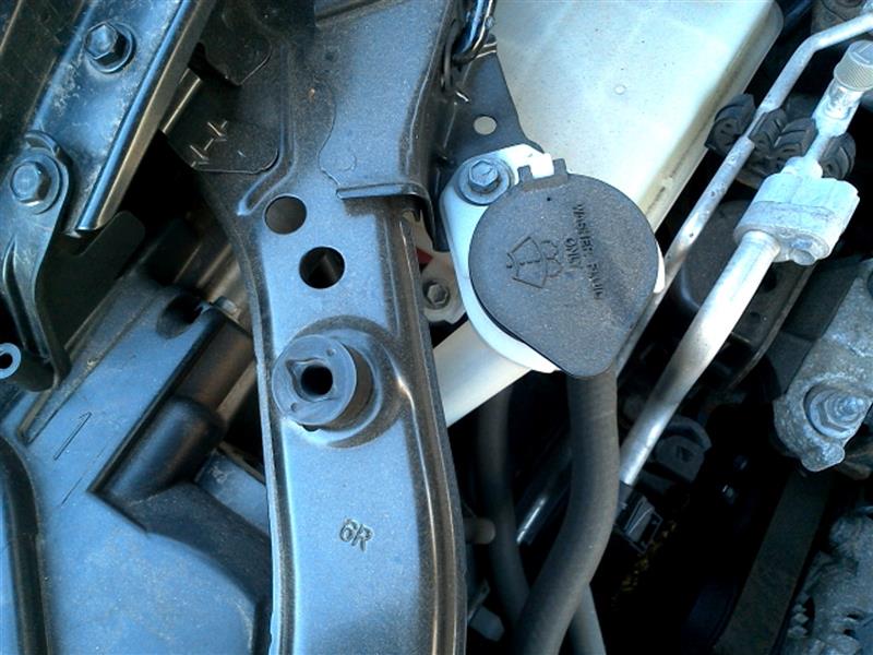 2009 SCION SCION XB  08-15 Wash Reservoir Assembly