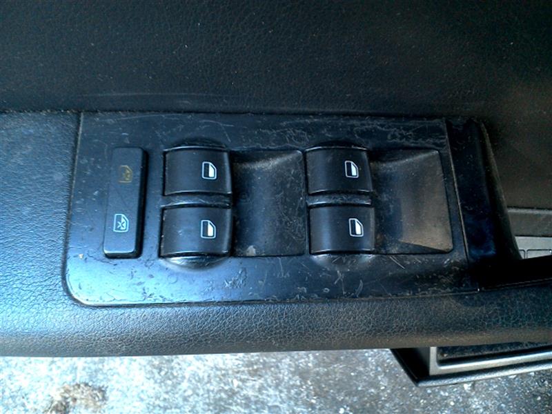 2003 AUDI A6 Front Door Switch