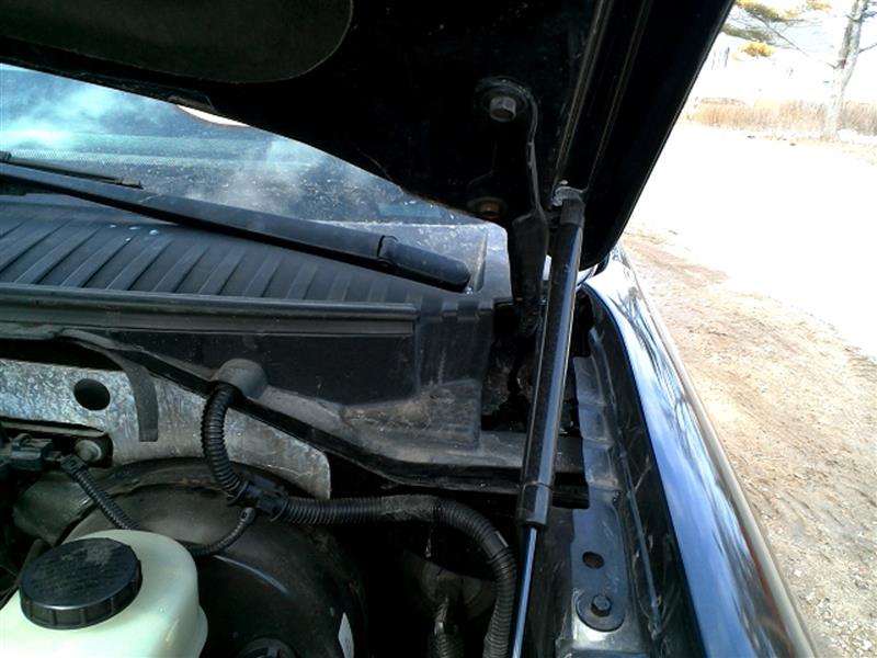 2007 LINCOLN NAVIGATOR Hood Hinge