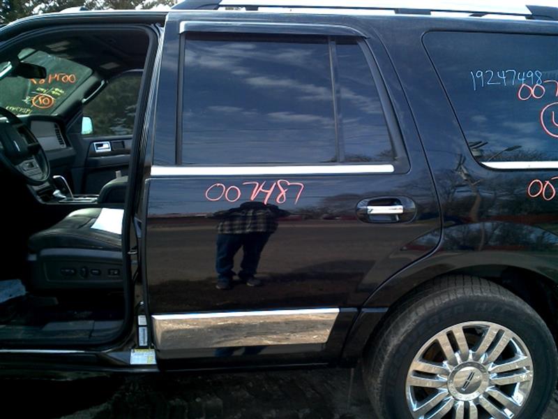 2007 LINCOLN NAVIGATOR  07-17 (electric Privacy Tint Glass Side Cladding) 119`` WB L. Door Assembly Rear Side