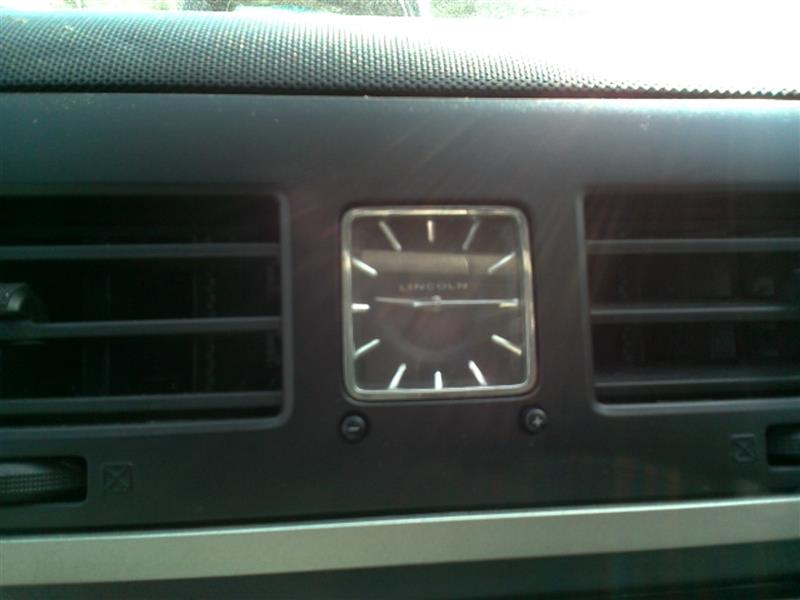 2007 LINCOLN NAVIGATOR Clock