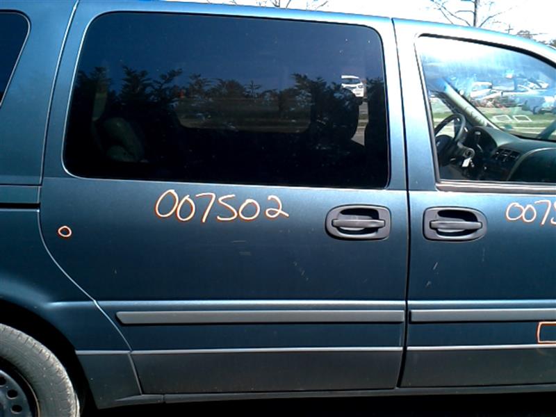 2005 SATURN RELAY  05-07 (privacy Tint Glass) R. Door Assembly Rear Side