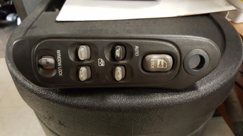 2002 PONTIAC LE MANS Front Door Switch