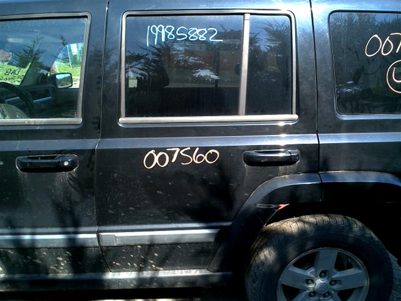2008 JEEP COMMANDER  06-10 L. Door Assembly Rear Side