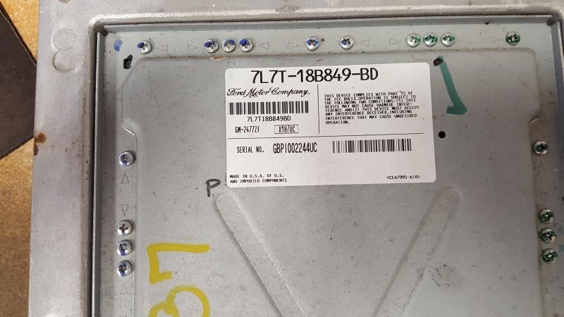 2007 LINCOLN NAVIGATOR 07 Amplifier ID 7L7T-18B849-BD Radio Audio