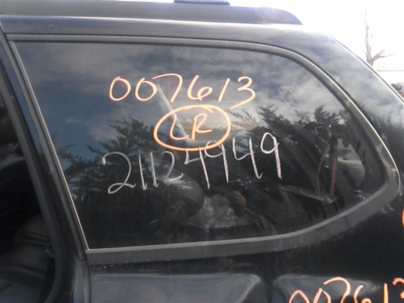 2006 GMC ENVOY  04-09 (113`` WB) L. W/privacy Tint (opt AJ1) Quarter Glass