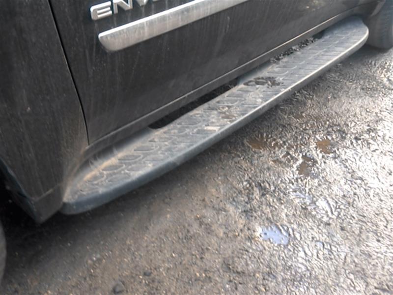 2006 GMC ENVOY Running Board