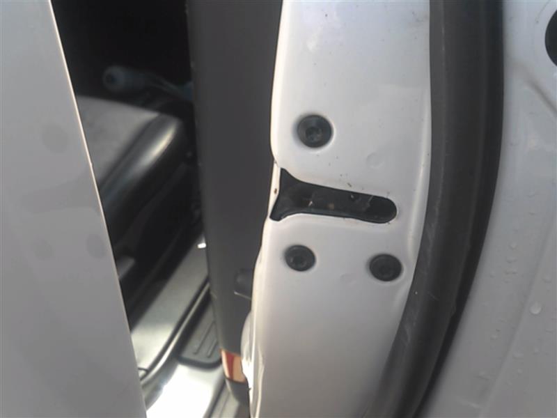 2012 HYUNDAI GENESIS Keys Latches Locks