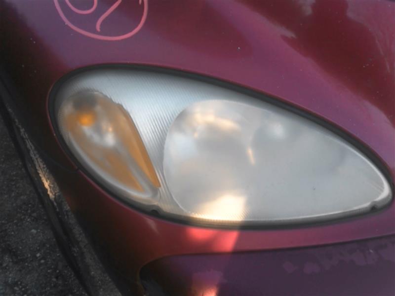 2001 CHRYSLER PT CRUISER  01-05 R. Headlight Assembly