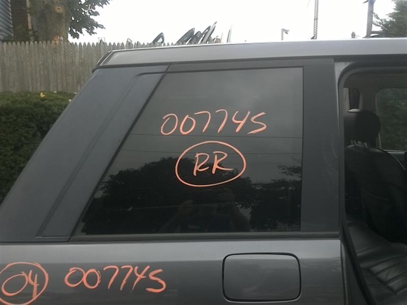 2004 LAND ROVER RANGE ROVER  06 (privacy Tint) Thru VIN 6A216806 R. Quarter Glass