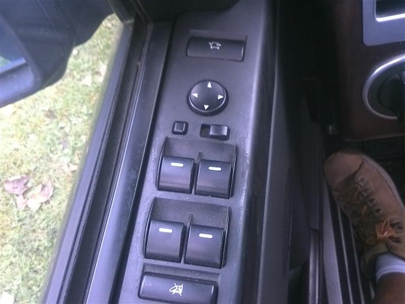 2004 LAND ROVER RANGE ROVER  04 Driver's; (master Control) Thru VIN 4A180213 Power Folding Mirror Front Door Switch