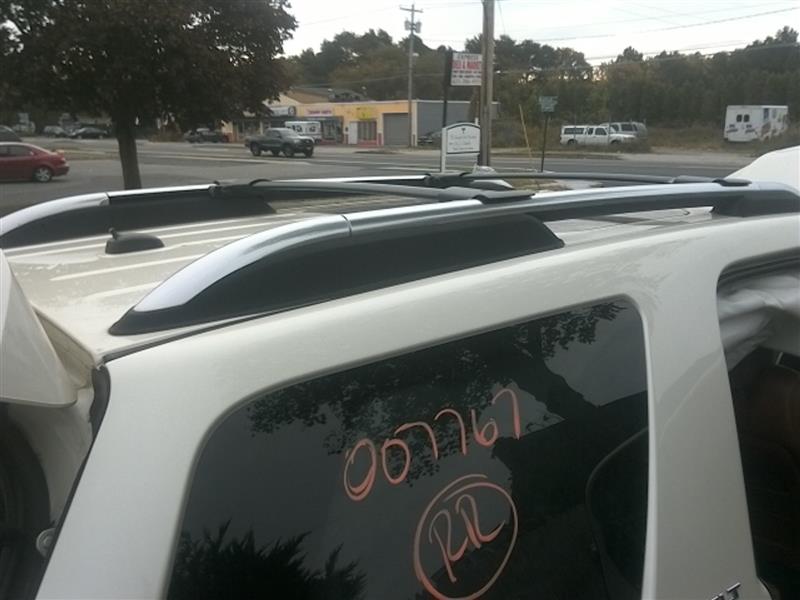 2009 GMC ACADIA Luggage Rack