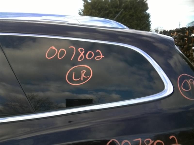 2009 BUICK ENCLAVE  10 Chrome End Cap On Moulding L. Quarter Glass