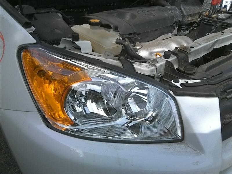 TOYOTA RAV4 2009-2011 R., exc. sport package Headlight Assembly
