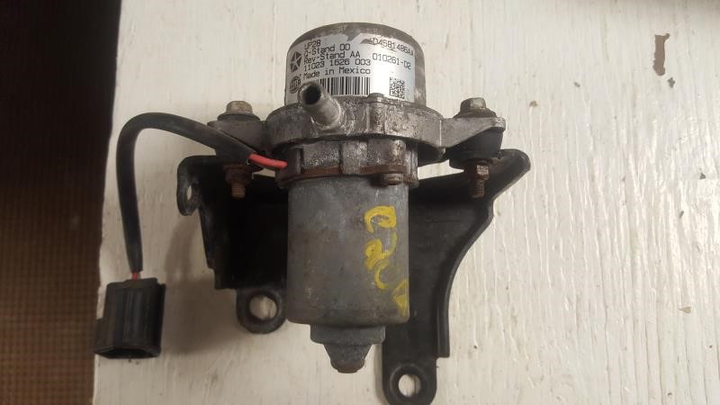 2011 MERCEDES-BENZ MERCEDES 200 Vacuum Pump