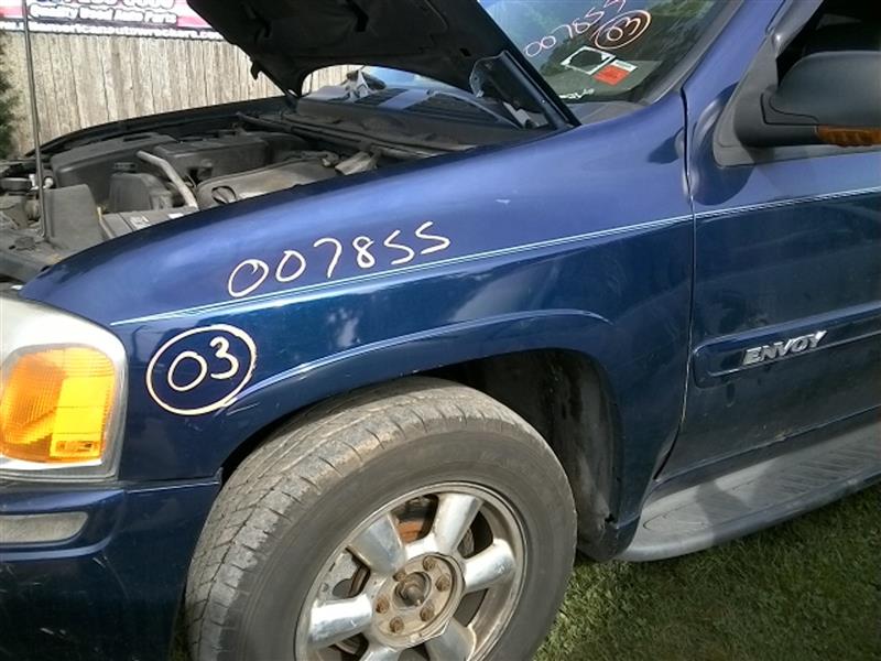 2003 GMC ENVOY XL  02-06 L. Fender