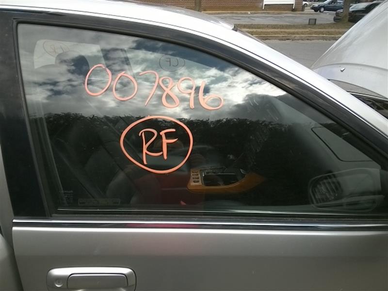 2001 LEXUS LEXUS GS300  98-05 R. Door Glass Front