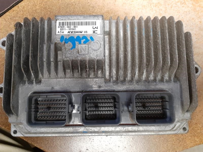 2014 HONDA ACCORD  14 Electronic Control Module; (engine Control LH Front Engine Compartment) US Market Cpe 2.4L EX-L (leather) AT Federal Emissions Engine Control Module
