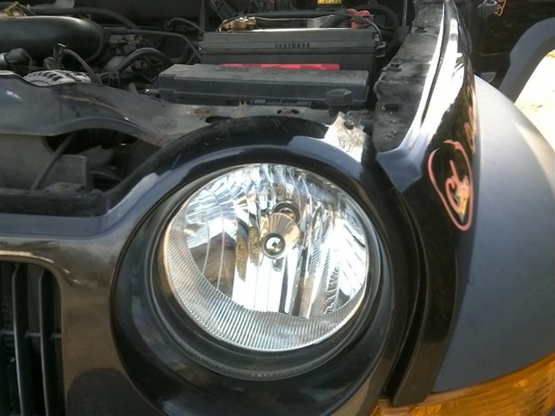 2006 JEEP LIBERTY  06-07 W/o Headlamp Leveling; L. Headlight Assembly