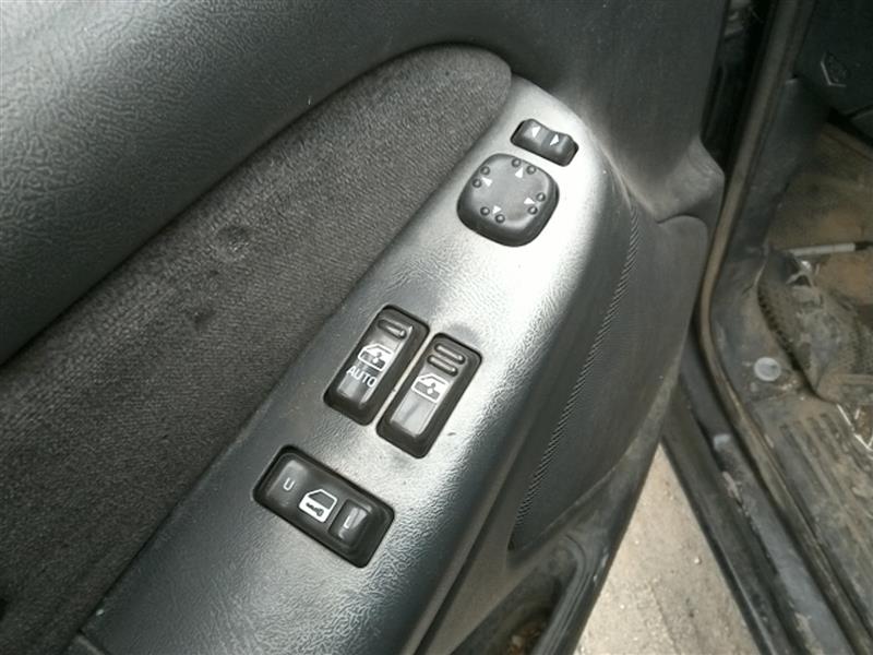 2001 CHEVROLET SILVERADO 2500 PICKUP  99-02 Driver's; Single Lock W/opt AU3 Front Door Switch