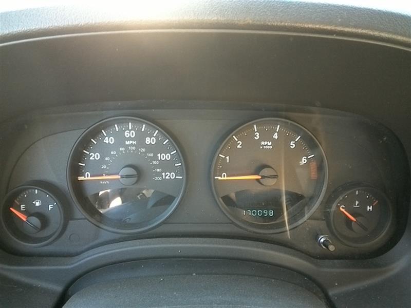 2011 JEEP COMPASS  13 (cluster) MPH (120 MPH) W/o Message Center; Power Door Locks (opt JPH) Speedometer Head Cluster
