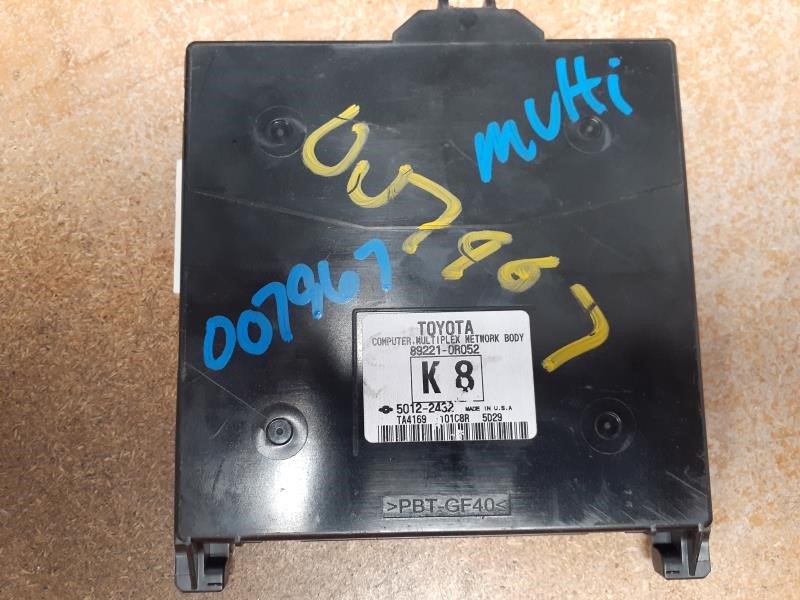 TOYOTA RAV4 2015 Multiplex Network body, (LH kick panel), (gasoline), ID 89221-0R072 Chassis Control Module