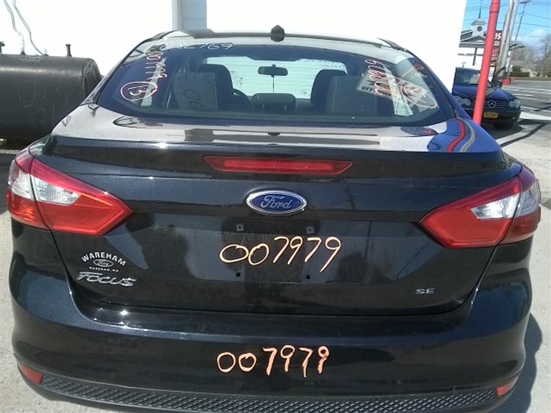 2013 FORD FOCUS  12-14 Sdn W/o Spoiler; W/o Rear View Camera Decklid Tailgate