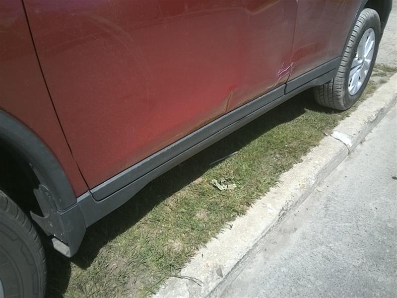 2015 NISSAN ROGUE Rocker Panel Moulding