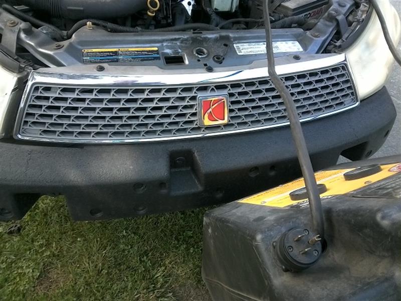 2003 SATURN SATURN L SERIES  03-05 Grille