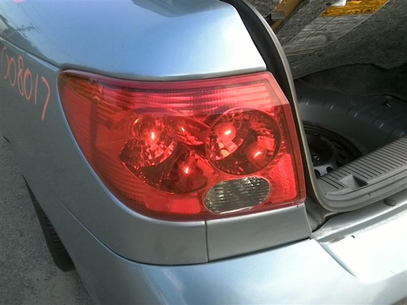 2003 SATURN SATURN L SERIES  03-04 Sdn Quarter Panel Mounted L. Taillight