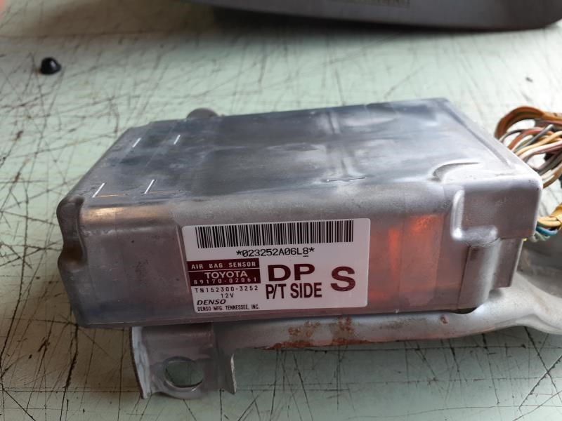 TOYOTA COROLLA 1998-2000 Air Bag (under console), w/side air bag Chassis Control Module