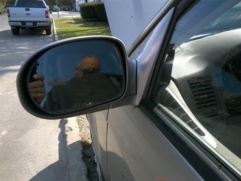 2005 KIA SEDONA  02-05 Power; L. Non-heated Side View Mirror