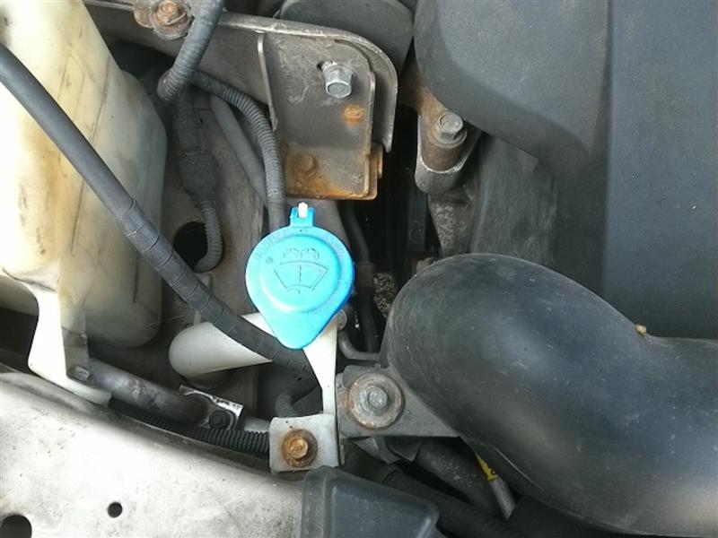 2005 KIA SEDONA  04-05 Wash Reservoir Assembly