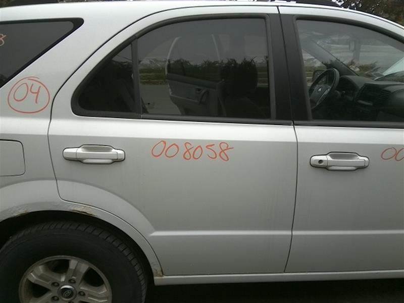 2004 KIA SORENTO  03-09 (electric) W/o Lower Body Side Cladding; R. Door Assembly Rear Side