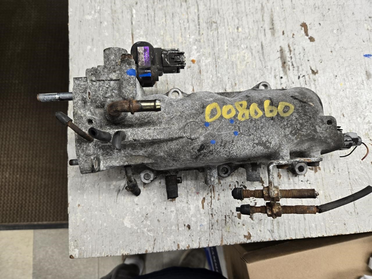 1999 HONDA ACCORD  98-02 2.3L Upper Intake Manifold