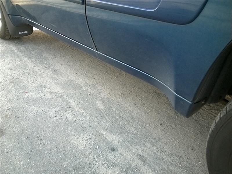 2005 GMC ENVOY Rocker Panel Moulding