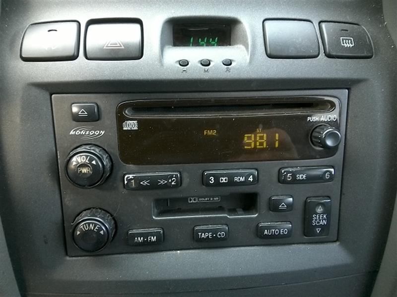 2004 HYUNDAI SANTA FE  01-06 AM-FM-stereo-CD-cassette (Monsoon Audio System) Radio Audio